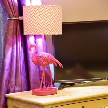 The 호텔 *