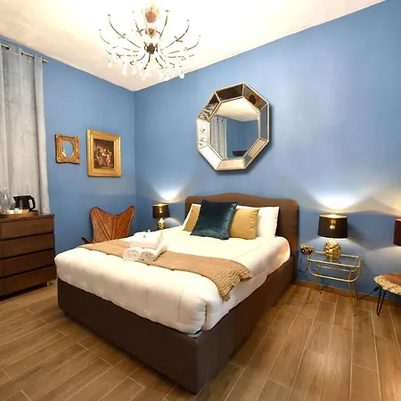 Hotel The *